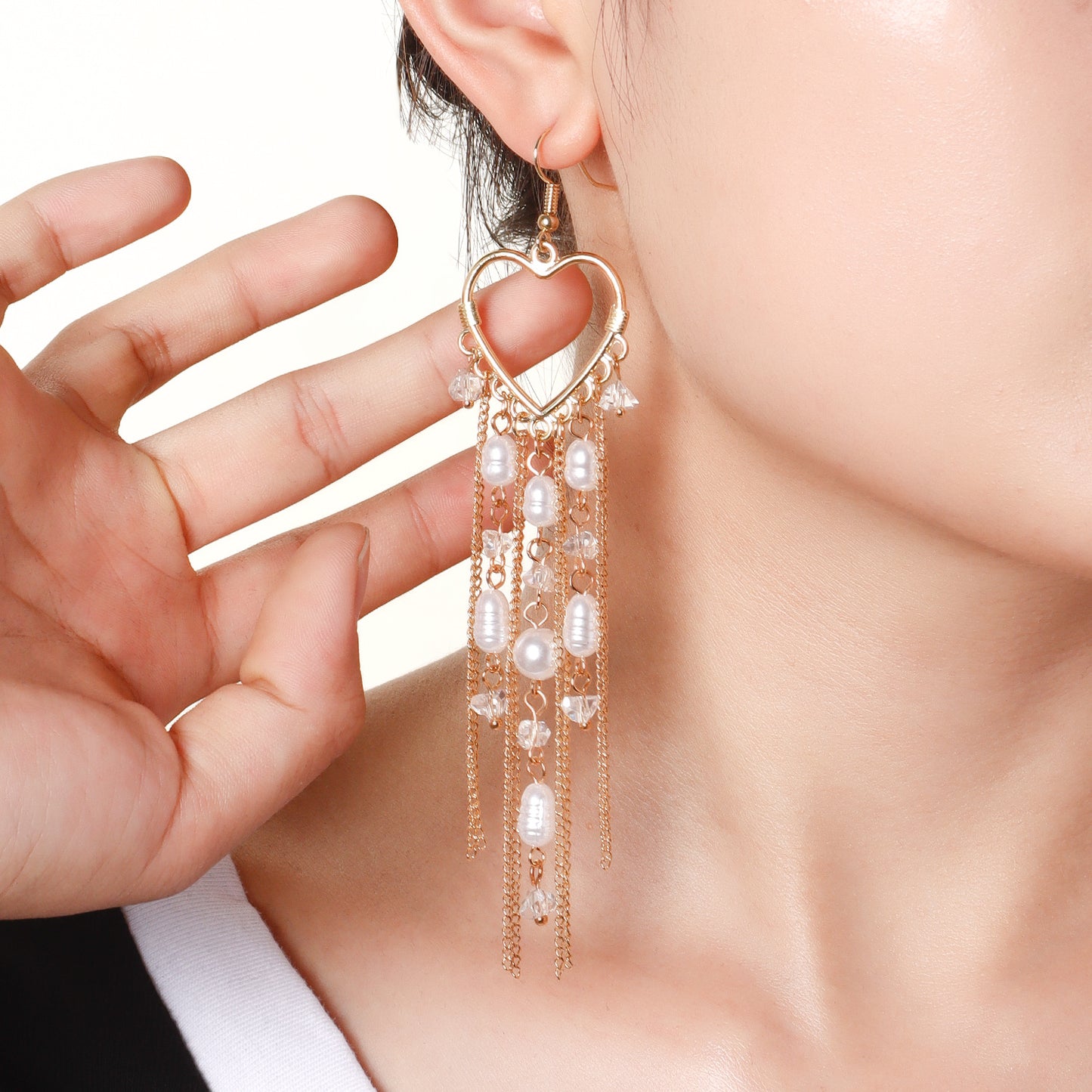Women's Fashion Splendid Diamond Tassel For Elegant Heart Long Earrings