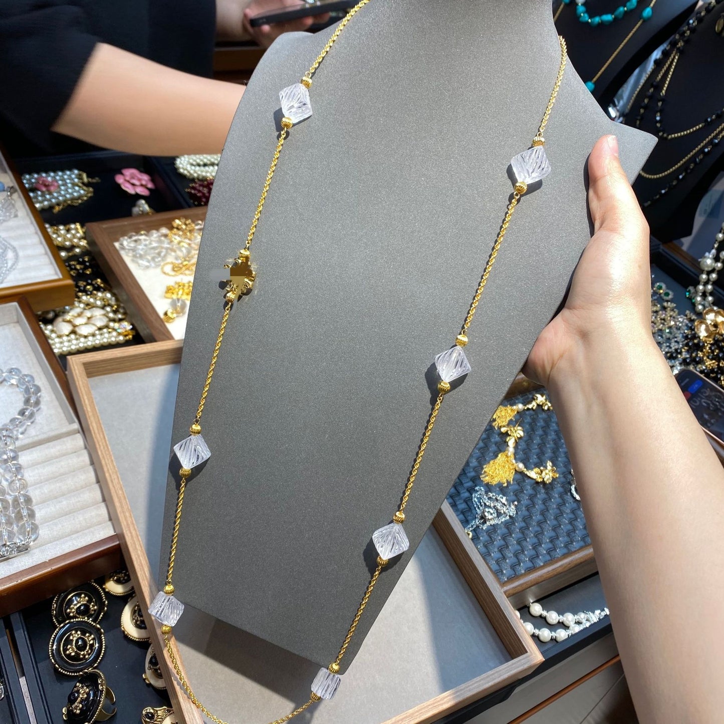 Popular White Crystal Retro Affordable Luxury Earrings