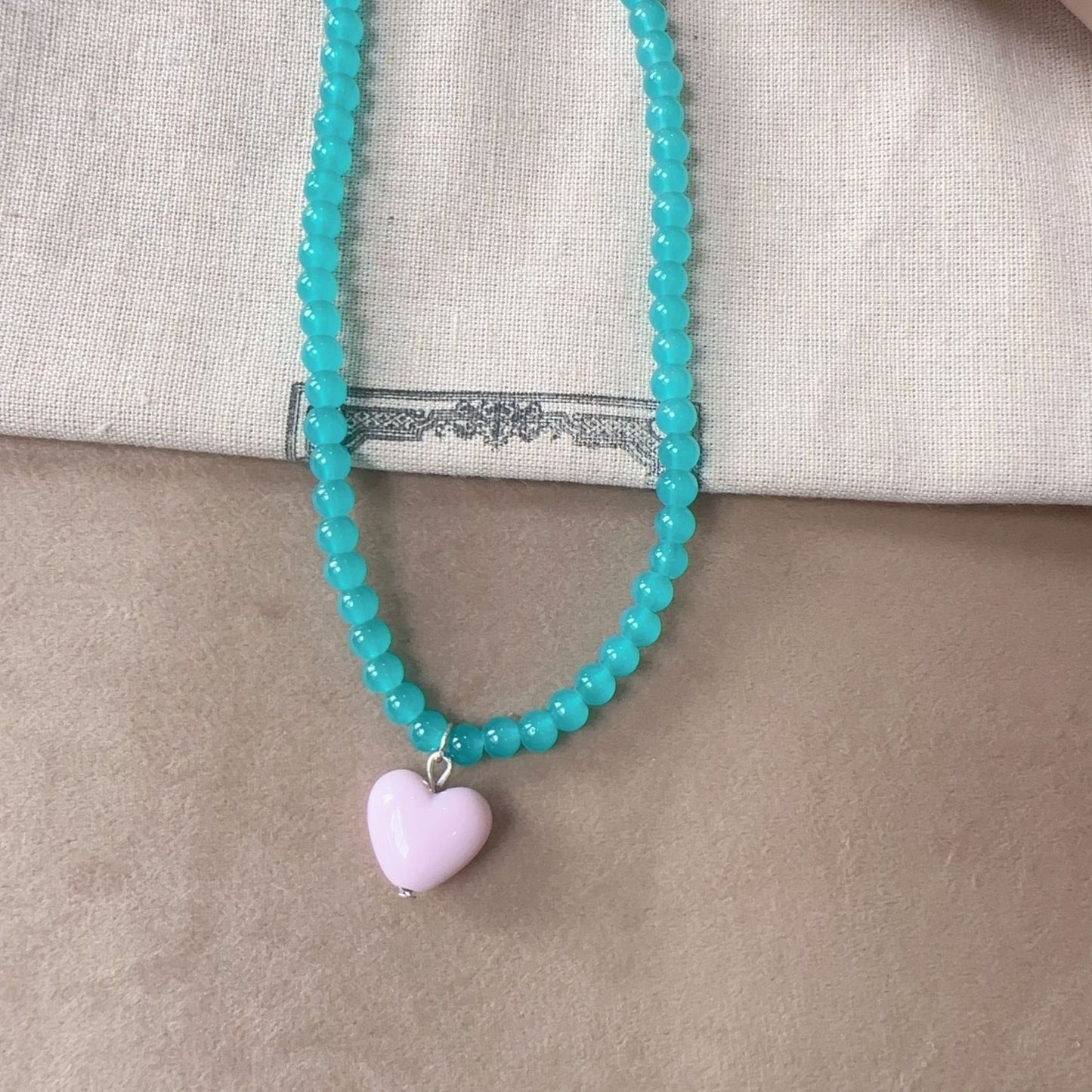 Designer Model Contrast Color Love Beads Female Clavicle Necklaces