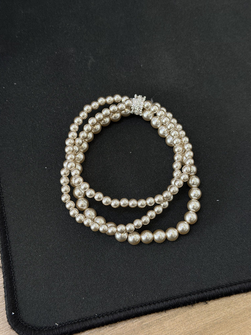 Women's Mousse Pearl For Special Interest Light Luxury Trendy Fashion Manta Bracelet