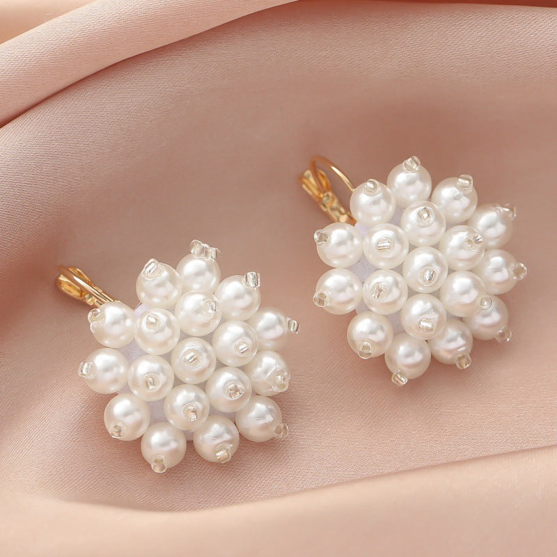 Style French Design Stringed Pearls Flower Cluster Korean Fashion Earrings