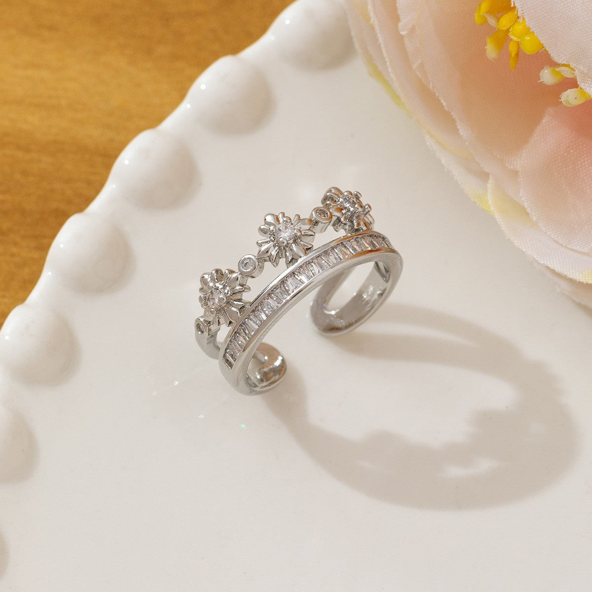 Luxury Cross Design Fashion Open High Sense Index Ring