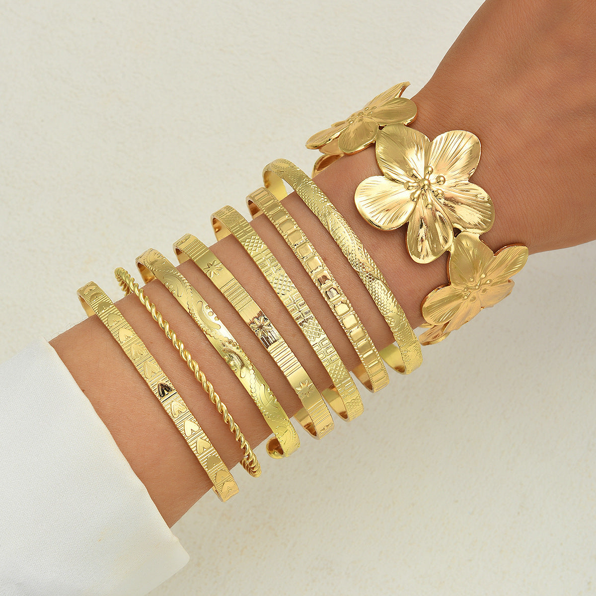 Leaves Glossy Irregular With Personality Stripes Bracelets