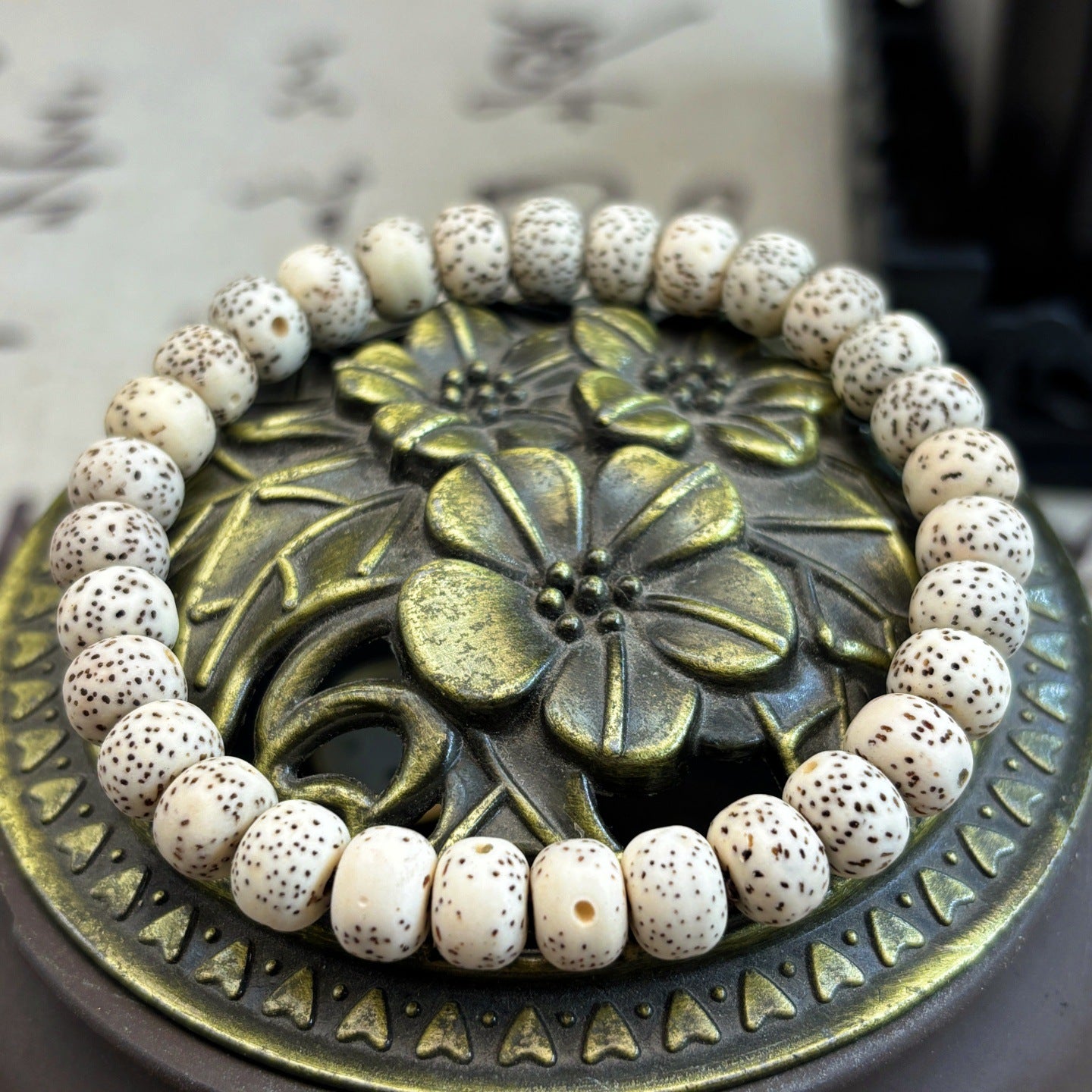 Bodhi Yellow Chicken Grease High Density Bead Single Circle Cultural Bracelets