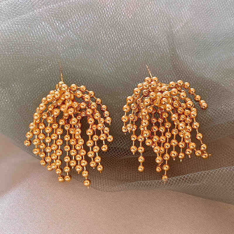 Sier Needle Metallic Hollow Flower Fishtail Pearl High-key Dignified Earrings