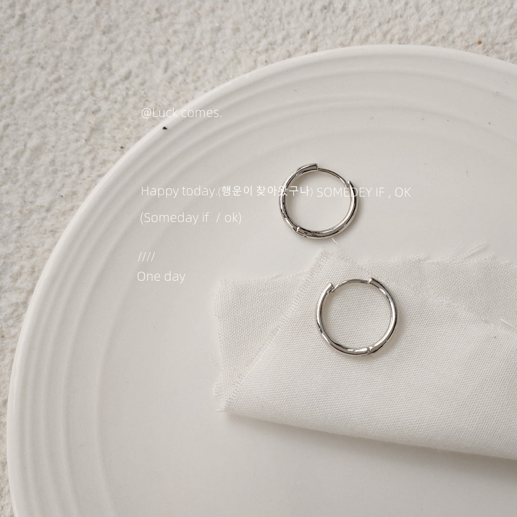 Knock Simple Korean Style Gold Plated Small Ear Personality Earrings