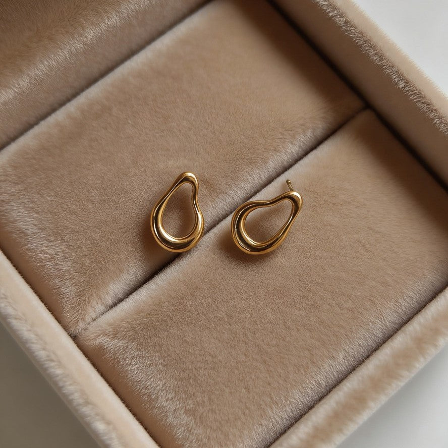 Steel Ear Do Not Fade Look Light Earrings