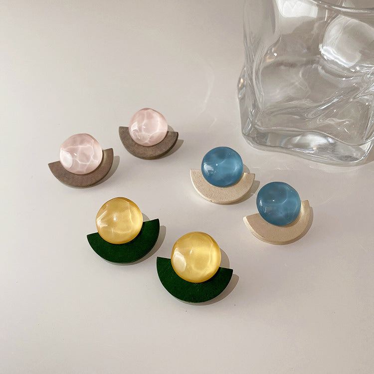 Niche Fan-shaped Wooden Resin Female Simple Personalized Earrings