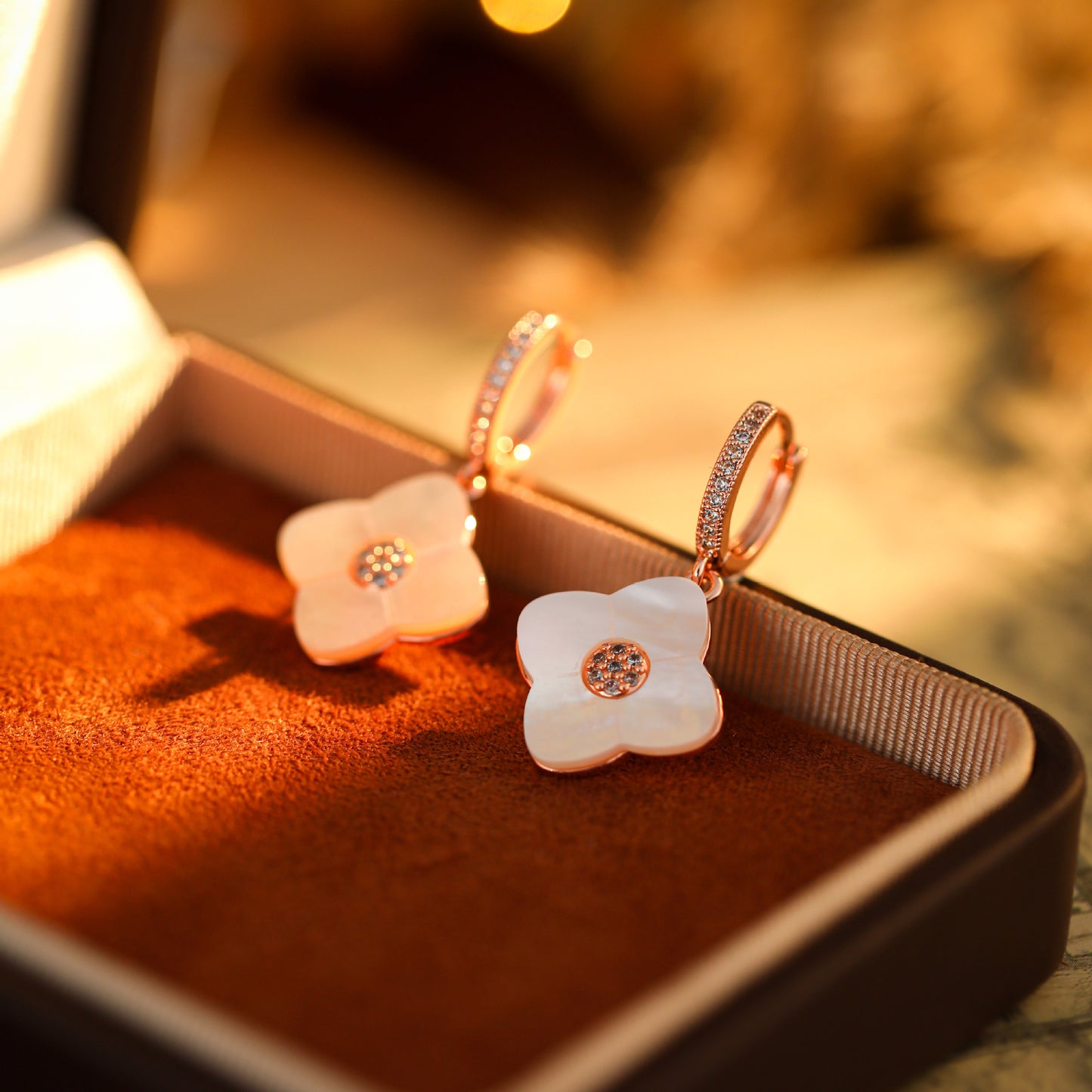 Clover Ear Clip High-grade Fashionable Rose Gold Electroplating Temperament Wild Earrings
