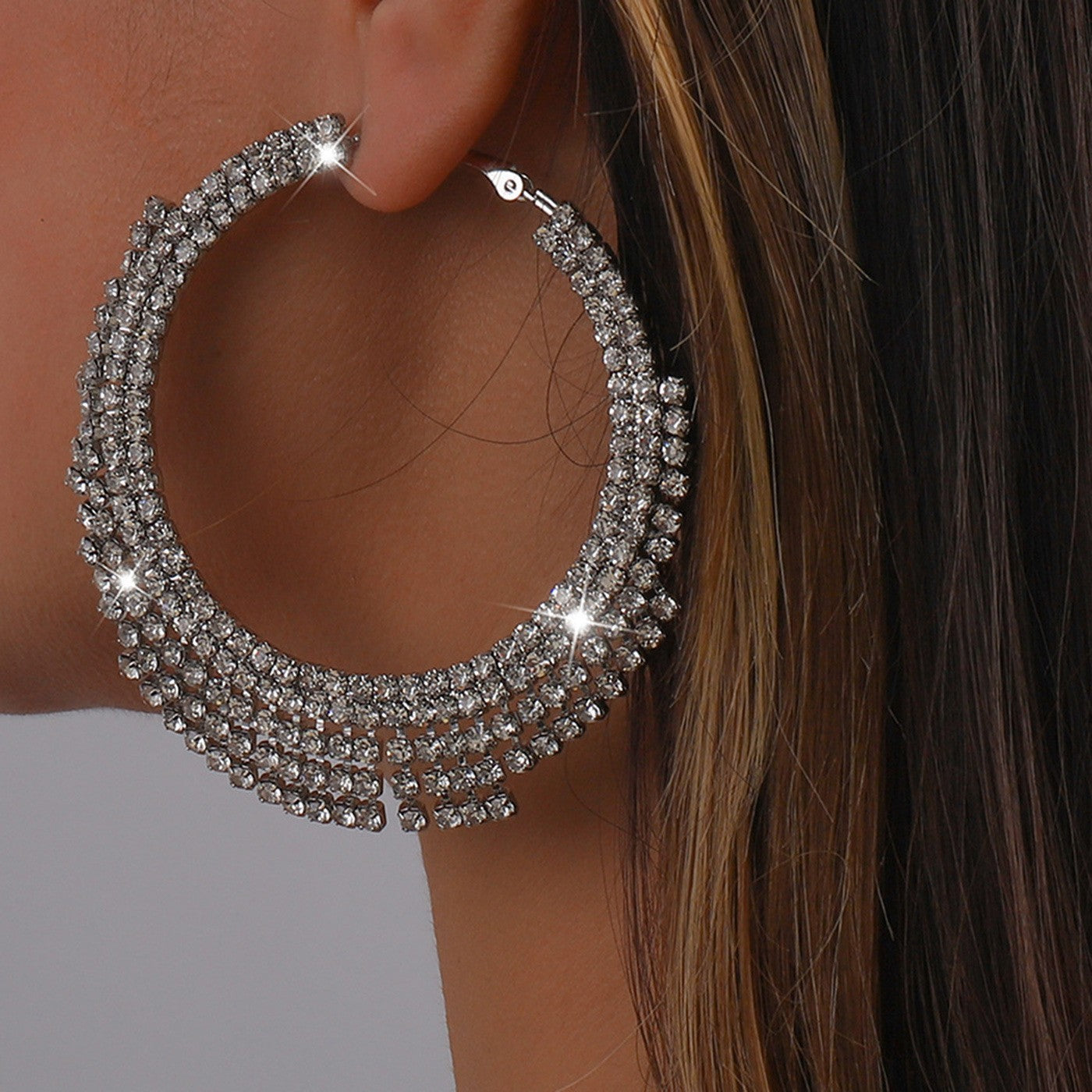 Women's High Profile Generous Rhinestone Tassel Big Circle For Daily Earrings