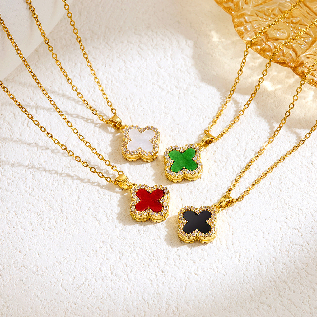 Black White Double-sided Design Sense Clavicle Chain Necklaces