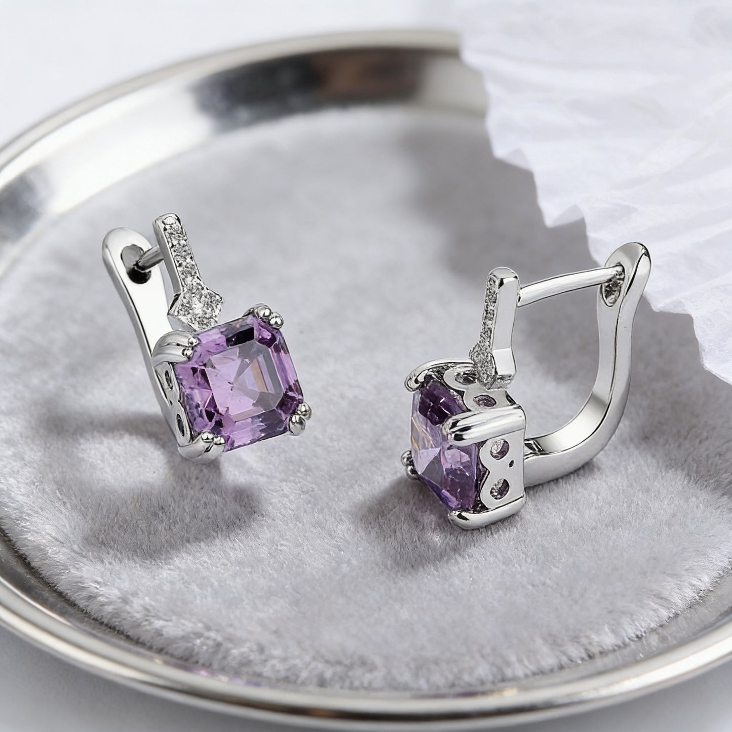 Light Luxury Colorful Crystal Princess Square Meters Clip Advanced Niche Ear Buckle