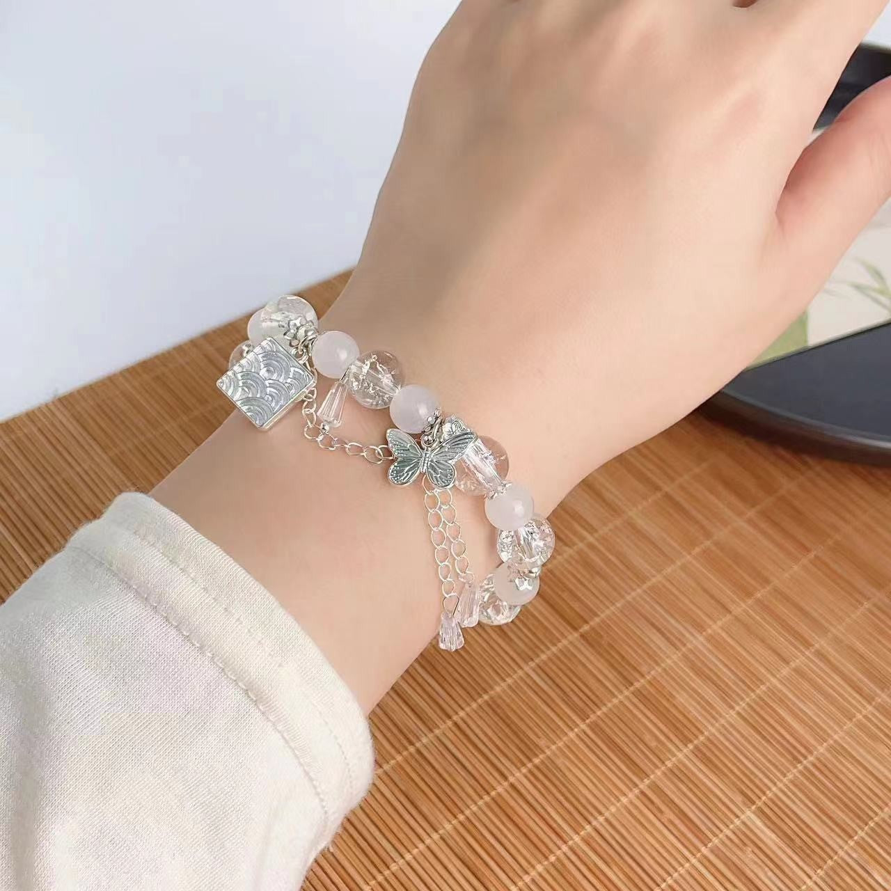 Women's Chinese Butterfly Beaded Light Luxury Archaic Bracelets