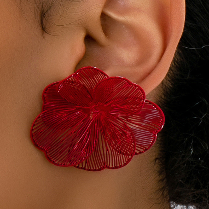 Women's Exaggerated Elegant For Special Interest Light Luxury Left Right Stud Earrings