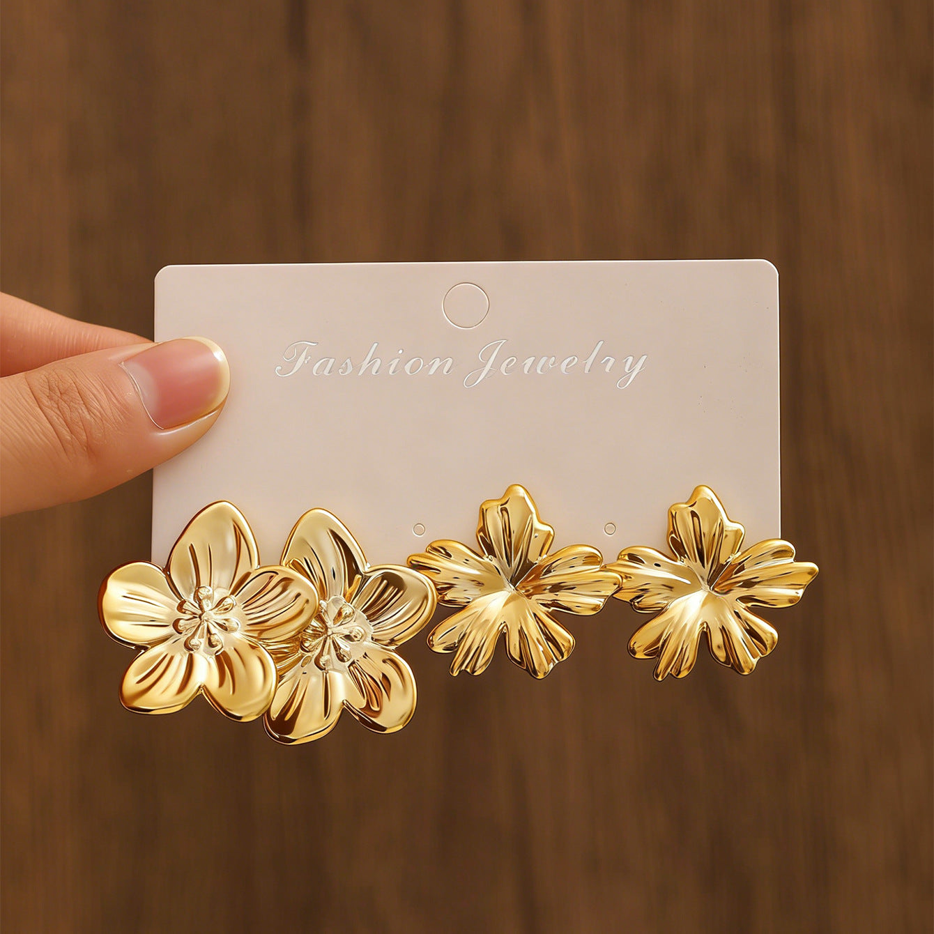 Women's Gold Geometric Fashionable High Sense Combination Earrings