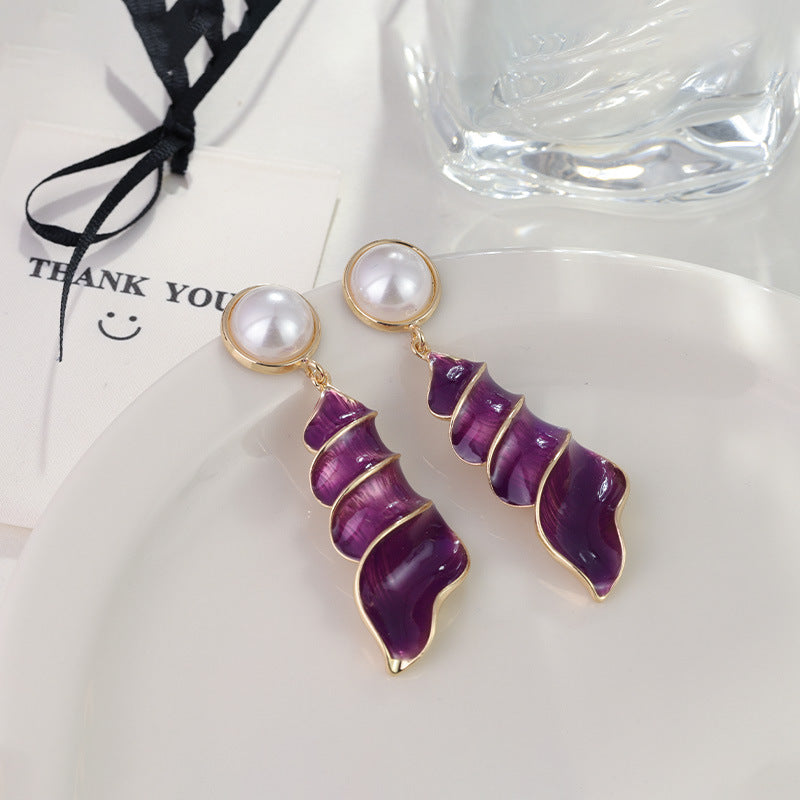 Women's Dripping Conch Retro Exaggerated High-grade Design Sense Earrings