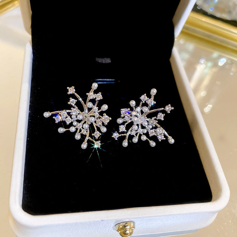 Women's Needle Zircon Bow Water Drop Tassel Simple Fashion Stud Earrings