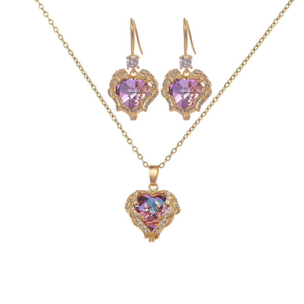 Heart Female With Hearts Color Crystal Necklace