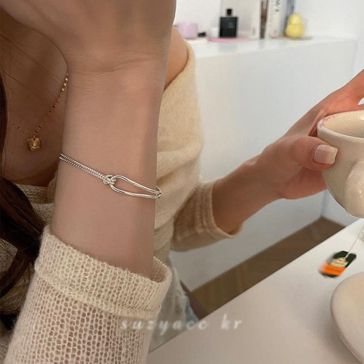 Design Line Knotted Sier-plated Female Niche Bracelet