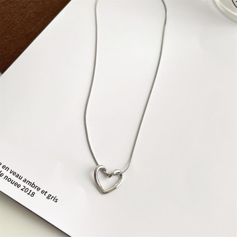 Women's Interest Light Luxury Elegant Clavicle Chain Necklaces