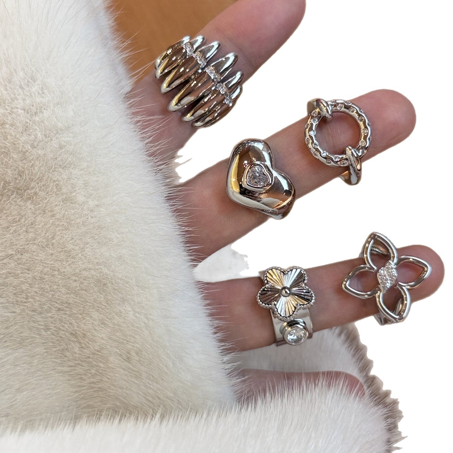 Women's Plated Hollow Flower Korean Style Elegant High-grade Light Luxury Commute Ring
