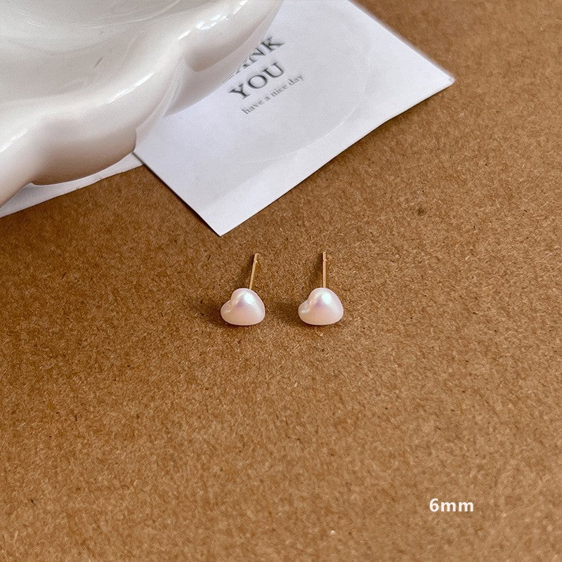 Women's Winter Vintage Pearl High-grade Petite Design Earrings