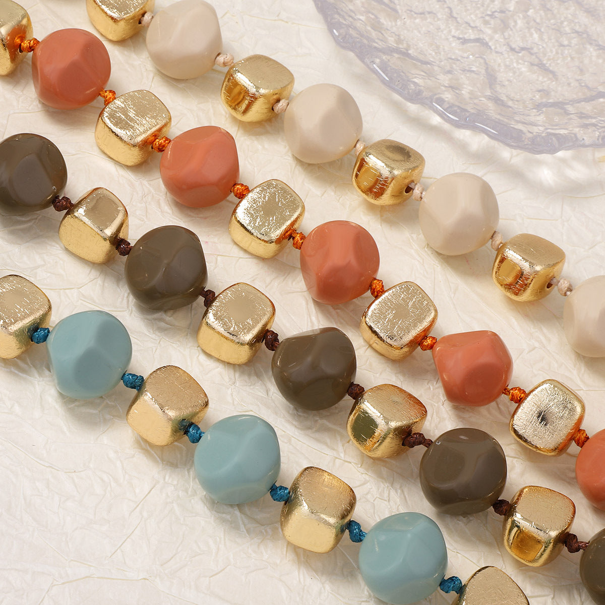 Women's Fashion Exaggerated Beaded Resin Geometric Handmade Necklace