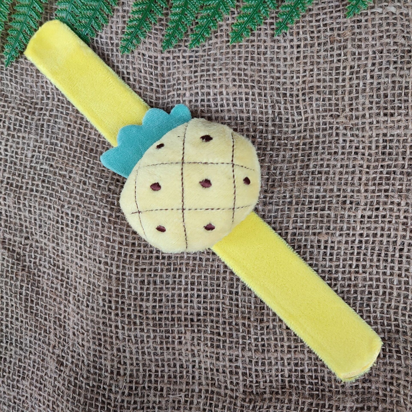 Children's Plush Cartoon Pop Cute Couple Female Slap Bracelet