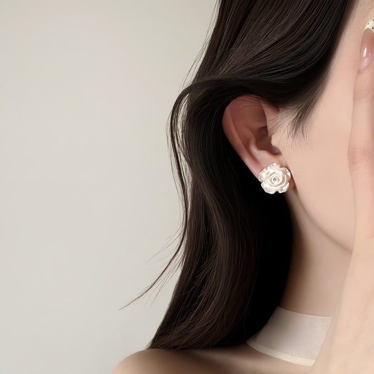 Female Fragrance Style Light Luxury High-grade Temperament Niche Korean Beautiful Earrings