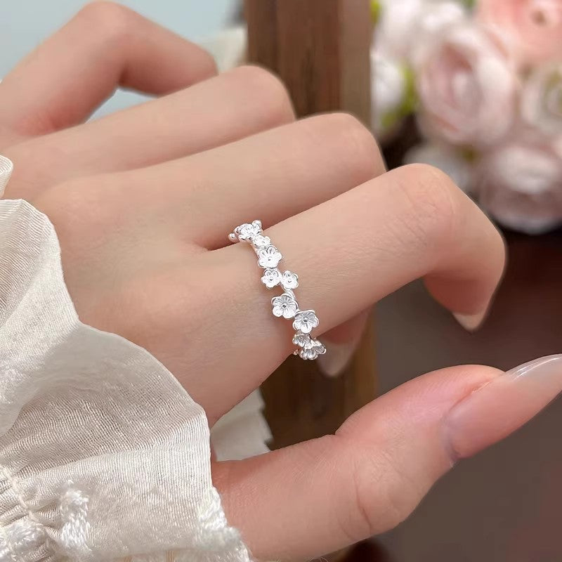 Light Luxury High-grade Korean Sweet Dignified Flowers Forefinger Rings
