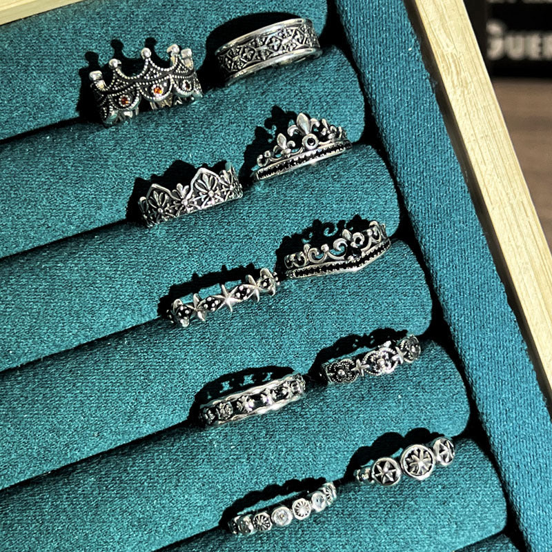 Trendy Vintage Flower-de-luce Cross Punk Open Female Dark Style Crown Rings