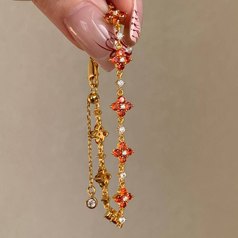 Diamond Clover Turquoise Female Daily High Sense Niche Exquisite Red Bracelet