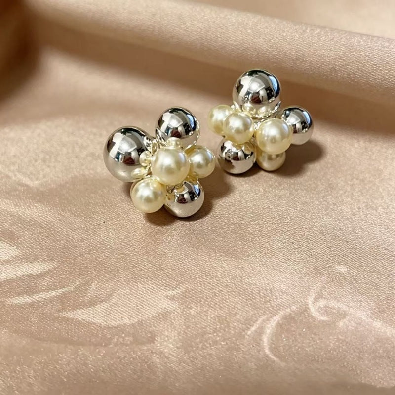 Retro Custard Bubble Ball Design High-grade Three-dimensional Bud Fashion Earrings