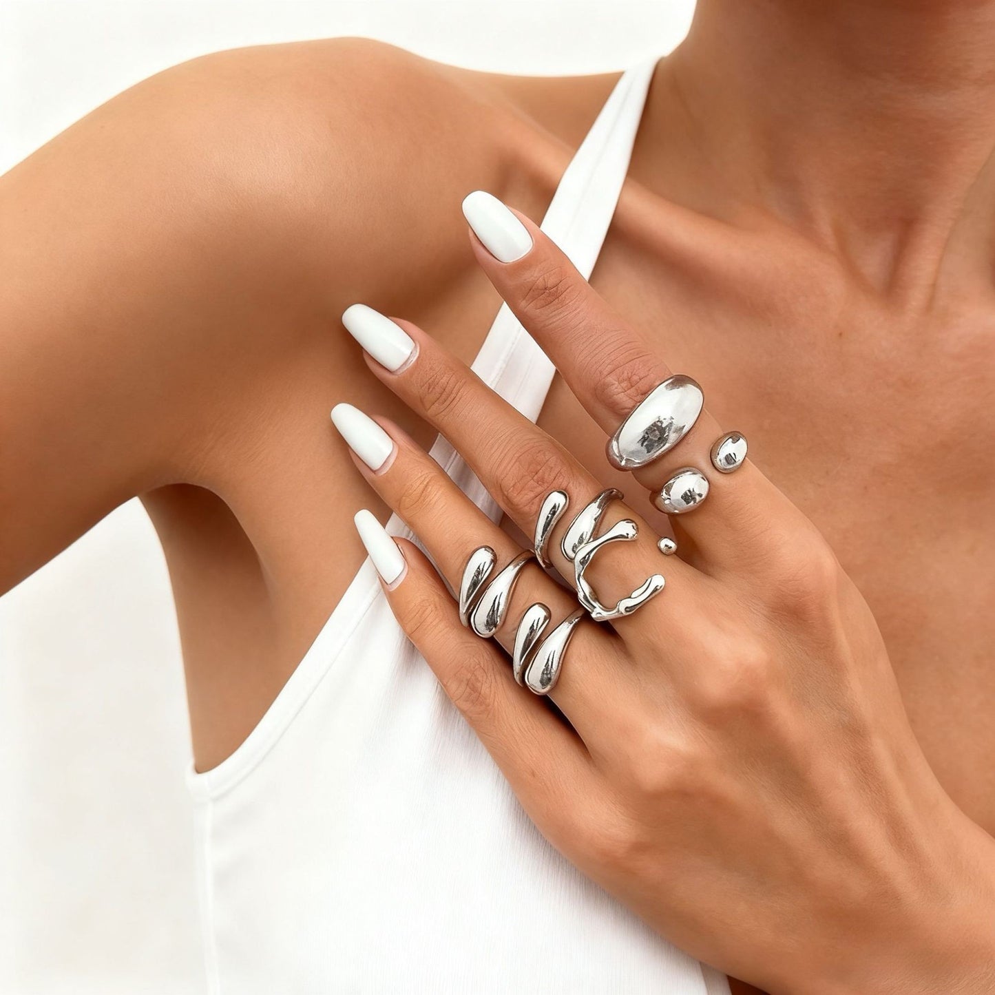 Hand Vintage Metal Geometry Irregular Diamond Ring