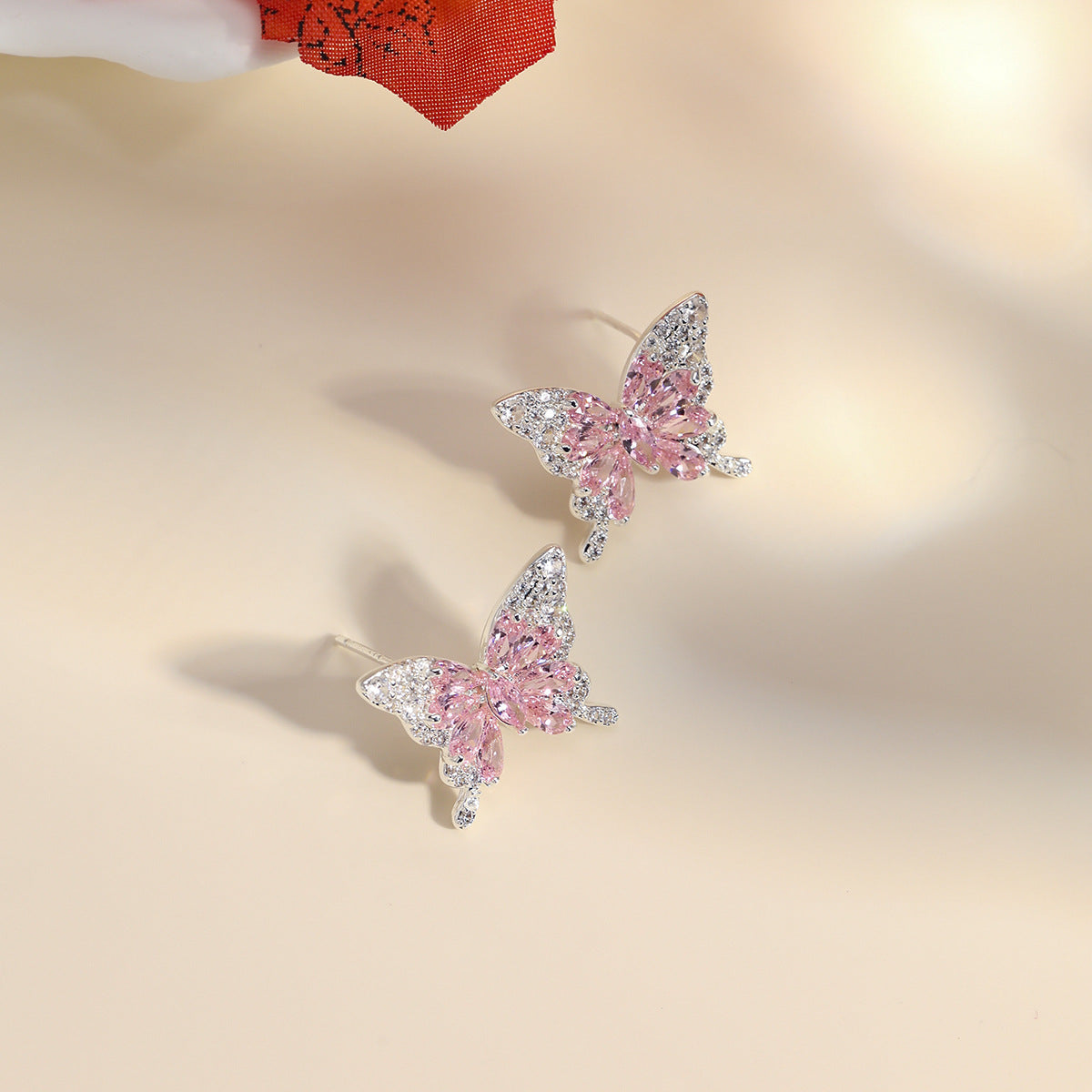 Sweet Pink Zirconium Butterfly Light Luxury Full Diamond Fashion Minimalism Stud Earrings
