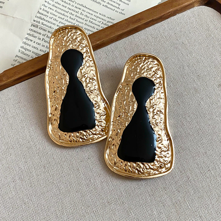 Women's Needle Round Curved Geometric Ear Retro Personalized Temperamental Light Luxury Earrings