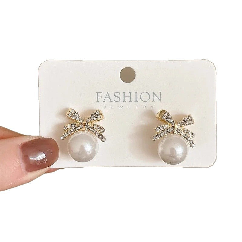 Diamond Bow Large Pearl Female Niche Design Fashion Exquisite Versatile Earrings