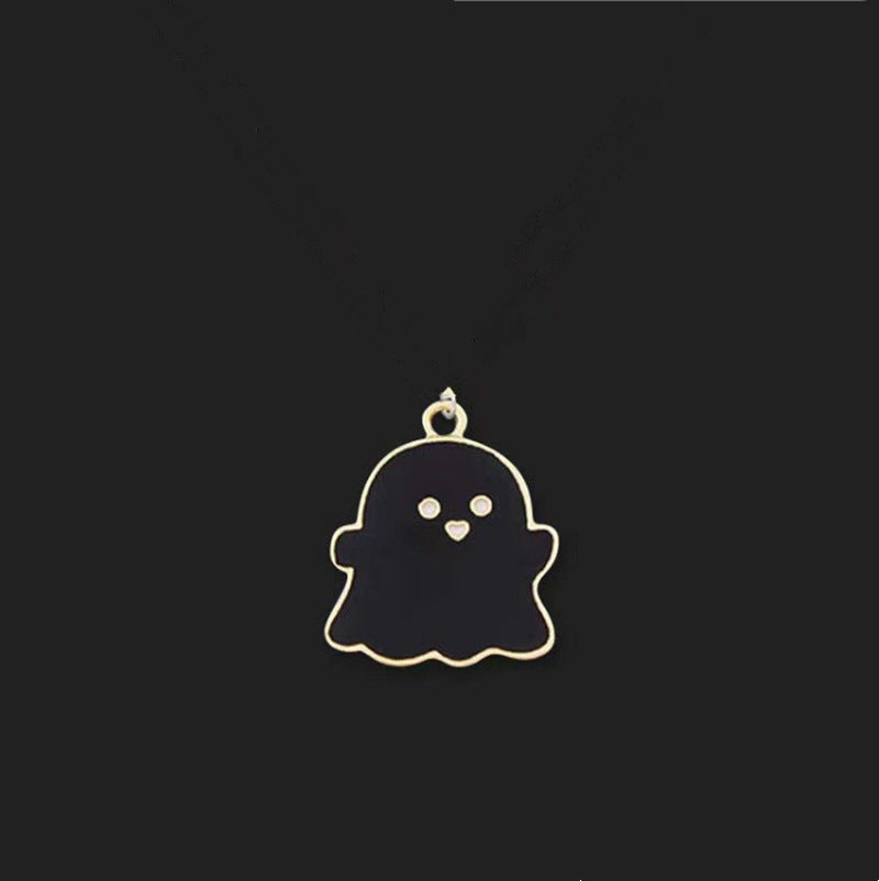 And White Ghost Sweet Cool Creative Necklaces