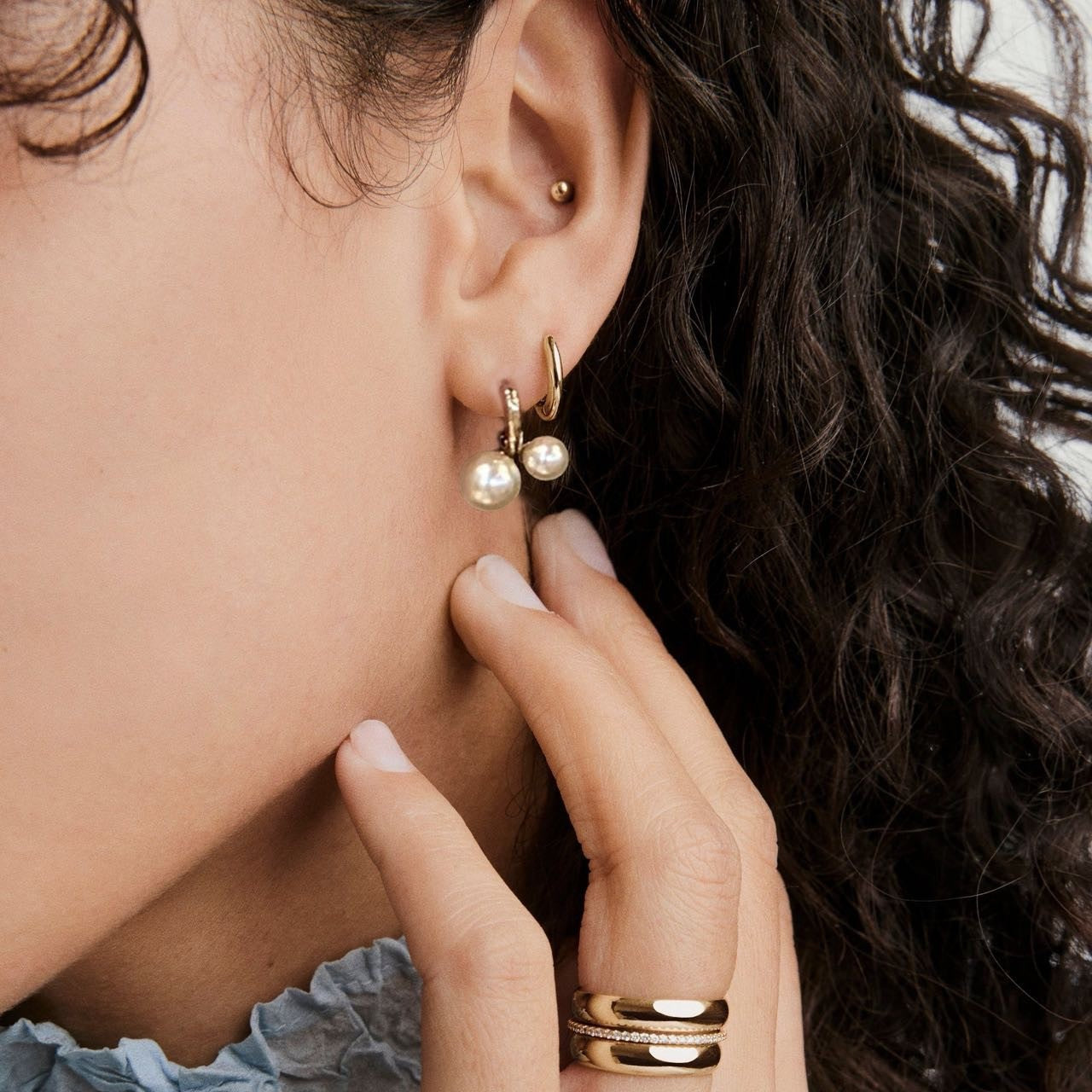 Simple Gentle Mocha Mousse Pearl Small Cherry Stud Earrings