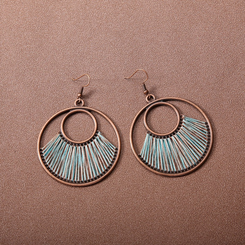 Profile Large Female Retro Style Temperament Earrings