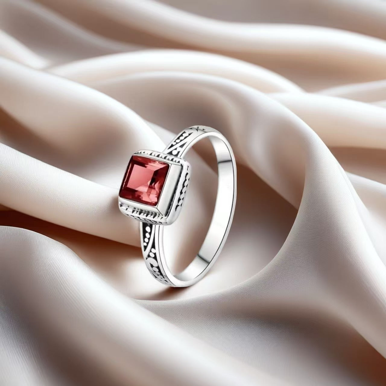 Women's Garnet Square Retro Simple Pattern Carving Niche Opening Design Ring