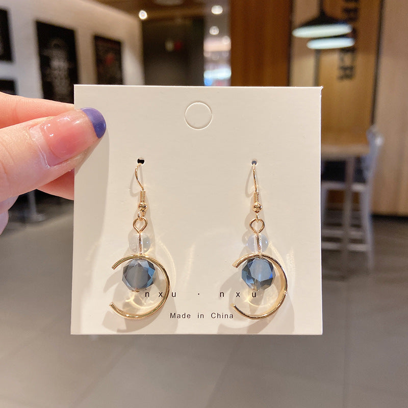 Women's Korean Style Metal Alloy Pearl High-grade Long Stall Light Stud Earrings