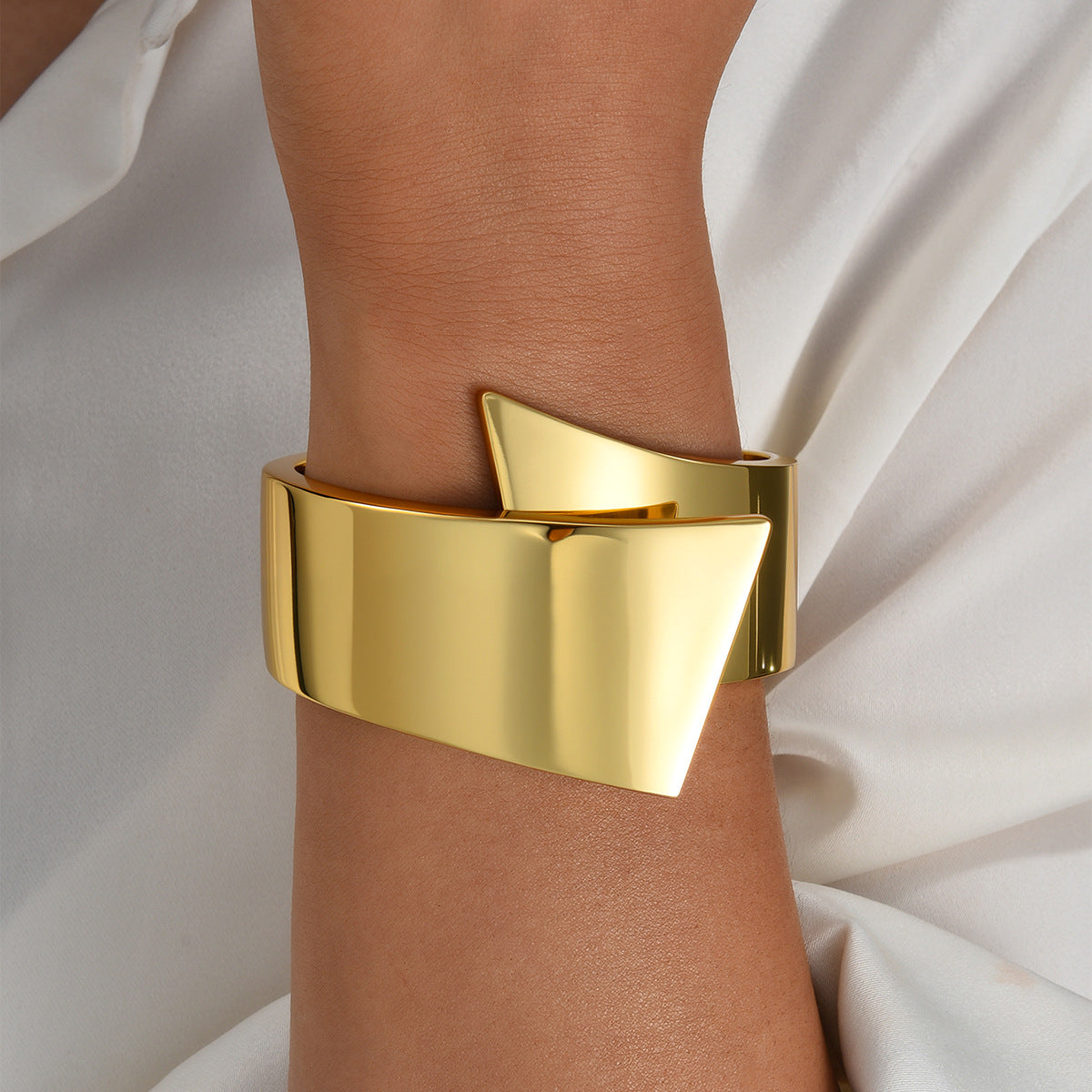 Leaves Glossy Irregular With Personality Stripes Bracelets