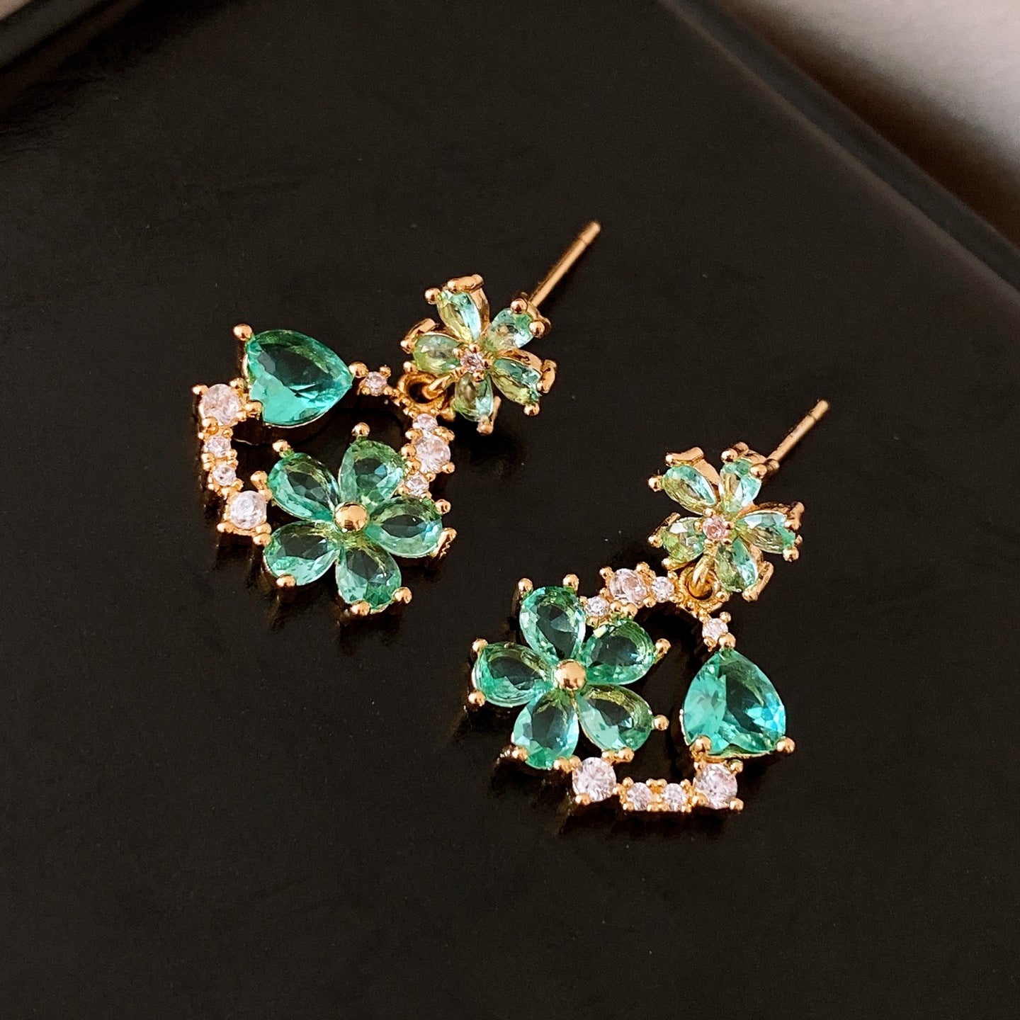 Women's Sier Crystal Flowers Exquisite Sweet Light Rings