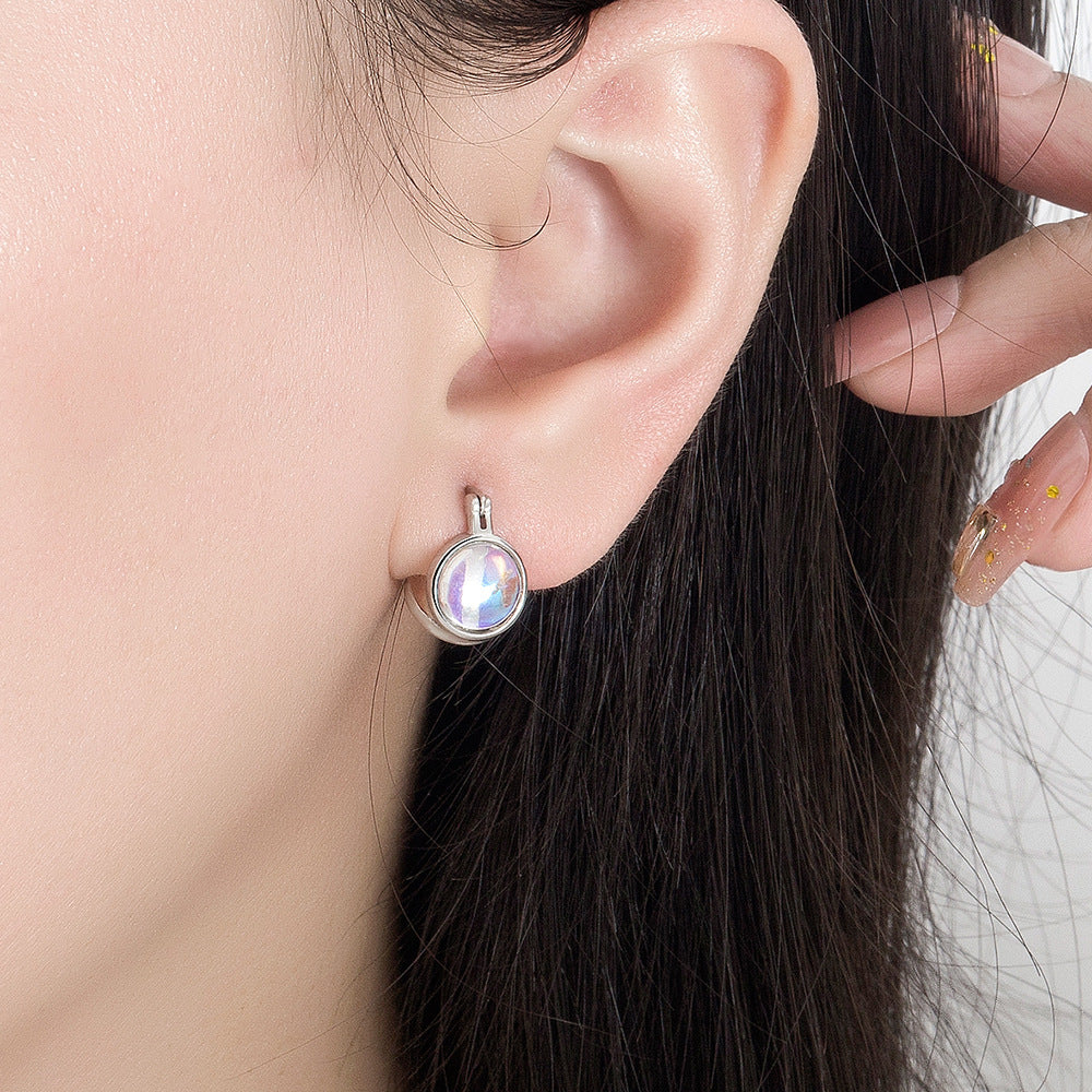 Round Clip Female Design Temperament Entry Lux Simple Heart-shaped Valentine's Ear Buckle