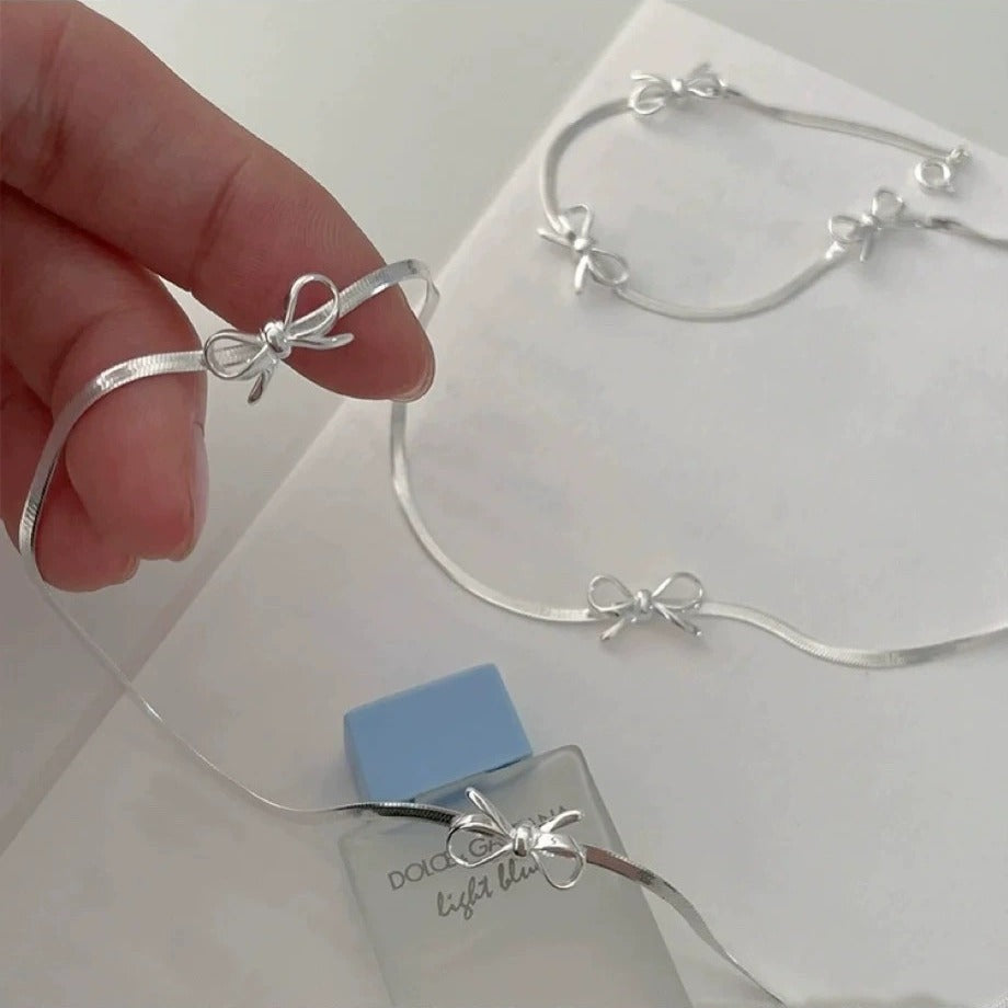 Style Bow Snake Bones Chain Niche Necklaces