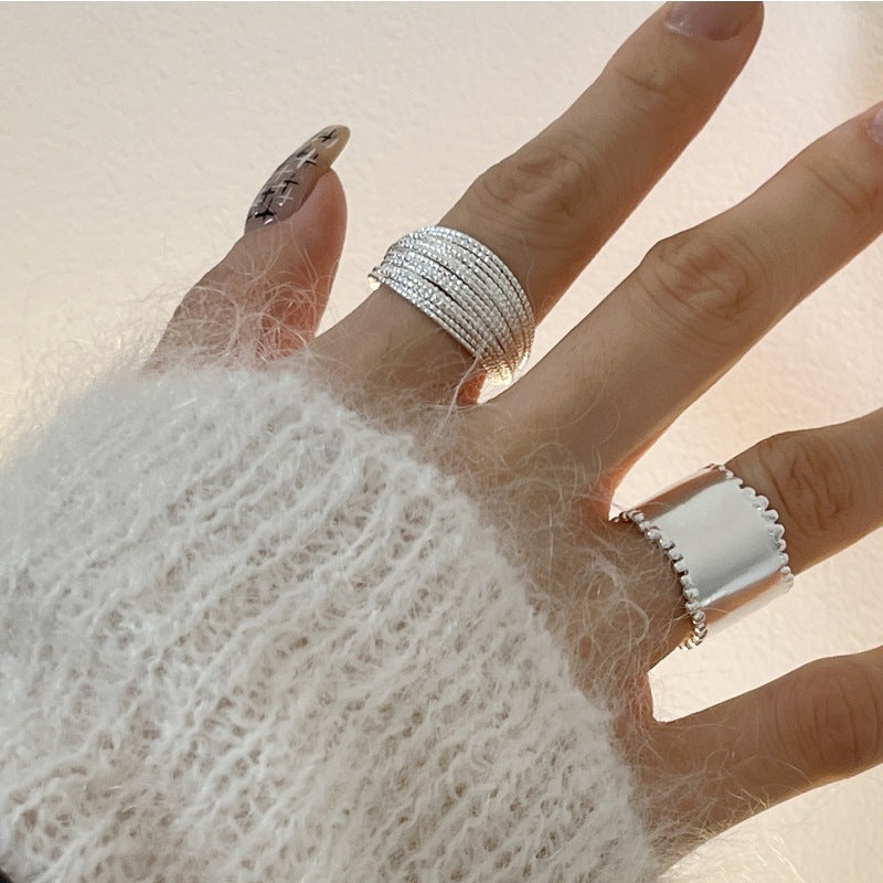 Women's Wide-brimmed Geometric Simple Cross Pearl Line Rings