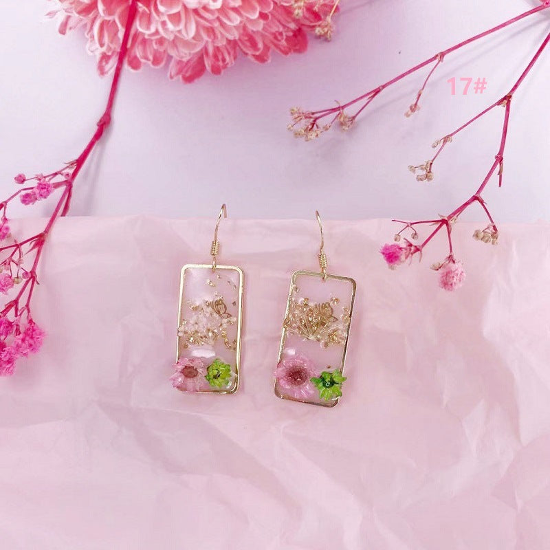 Women's Dried Flower Fresh Real Gold Foil Stud Earrings