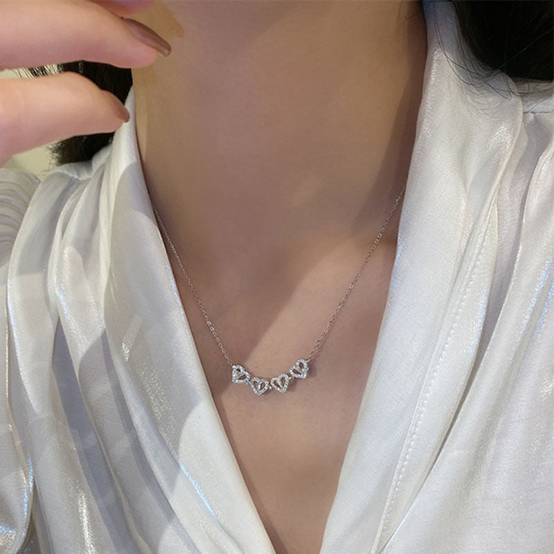 Heart-shaped Clover Niche Design Versatile Advanced Clavicle Necklace