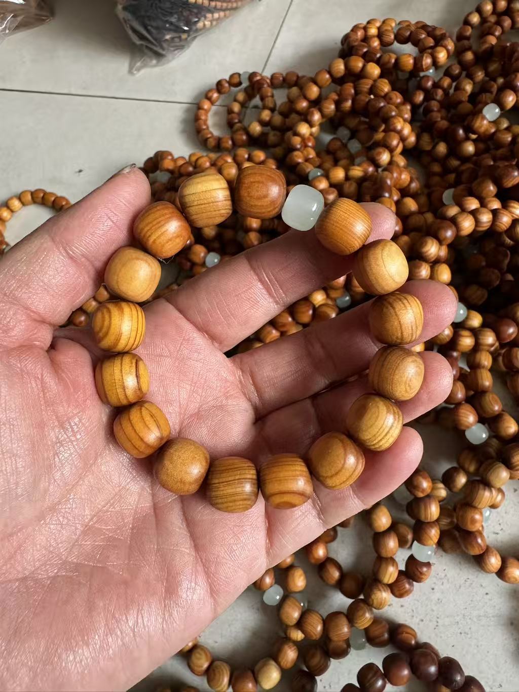 Black Oil High Density Wooden Prayer Beads Gentiana Pattern Bracelet